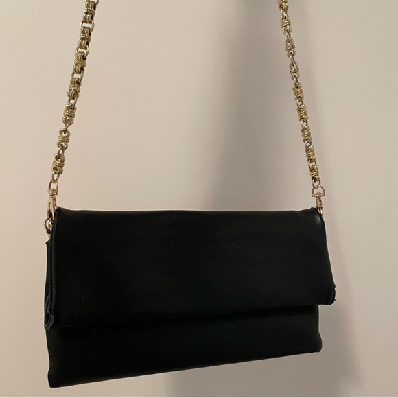 Urban Expressions Faux Leather Black Clutch with Gold Chain - Picture 2 of 12